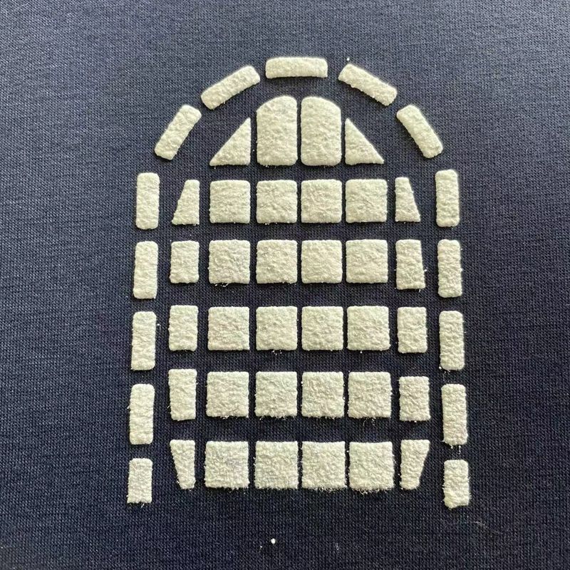 2(001)